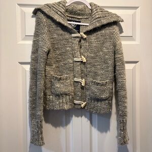 American Eagle toggle front chunky knit cardigan pockets gray wool blend sz M